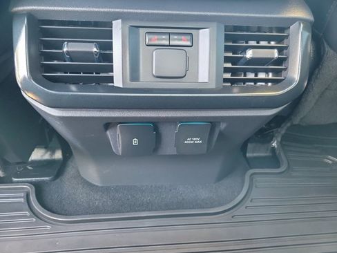 Certified 2023 Ford F150 Raptor w/ Raptor Carbon Fiber Package image 16