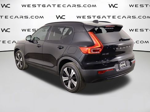 Used 2023 Volvo XC40 Recharge Plus AWD/4WD image 45