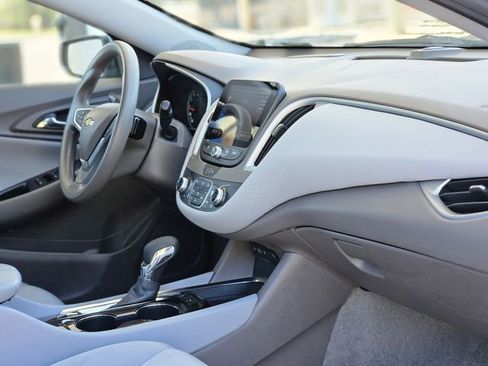 Used 2024 Chevrolet Malibu LT image 13