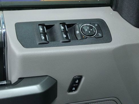 Used 2015 Ford F150 XLT w/ XTR Package AWD/4WD image 11