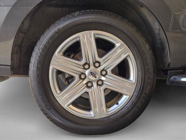 Used 2019 Ford Expedition XLT w/ Equipment Group 202A RWD image 23