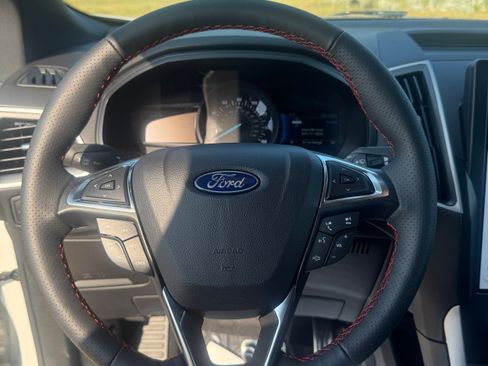 New 2024 Ford Edge ST-Line AWD/4WD image 41