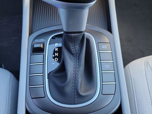 New 2026 Hyundai Kona SE image 25