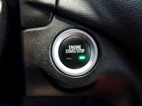 Certified 2018 Chevrolet Equinox LT FWD image 20