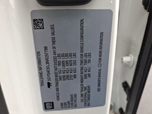 Used 2022 Cadillac Escalade Premium Luxury w/ Performance Package image 28