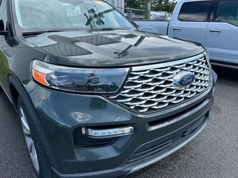 Used 2022 Ford Explorer Platinum w/ Equipment Group 601A AWD/4WD image 10