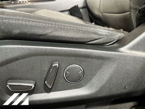 Used 2017 Ford Explorer XLT AWD/4WD image 20