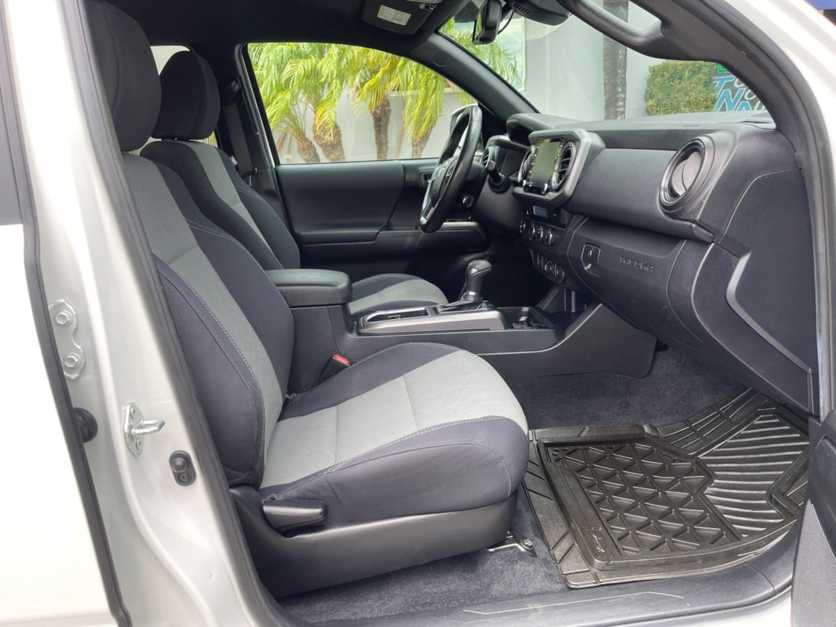 Used 2022 Toyota Tacoma TRD Off-Road RWD image 25