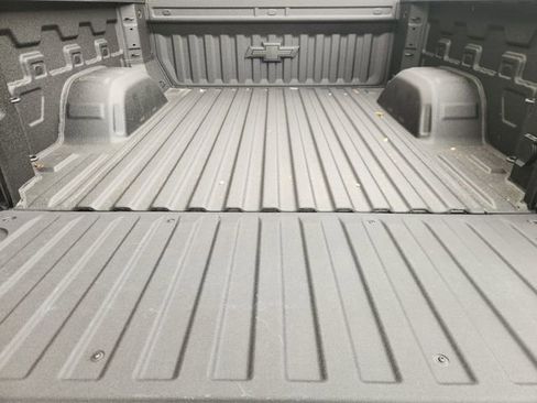 Used 2025 Chevrolet Silverado 1500 ZR2 w/ Technology Package image 30