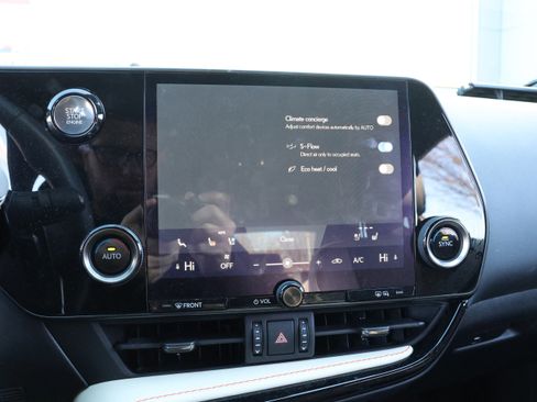 Used 2023 Lexus NX 250 FWD w/ Premium Package image 27