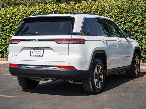 Used 2024 Jeep Grand Cherokee Limited 4xe AWD/4WD image 6