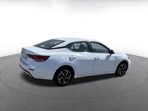 Used 2025 Nissan Sentra SV image 15