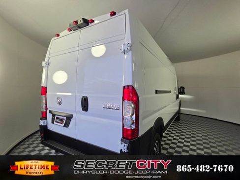 New 2027 RAM ProMaster 2500 w/ Quick Order Package 22G SLT FWD image 7