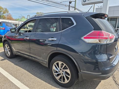 Used 2015 Nissan Rogue SL AWD/4WD image 16