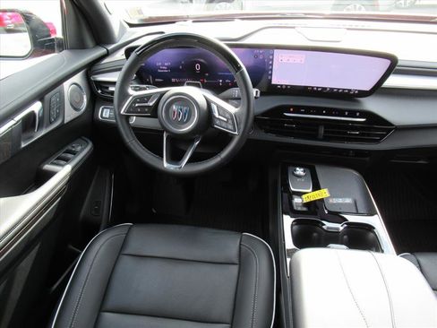 Used 2025 Buick Enclave Avenir w/ Super Cruise Package image 14