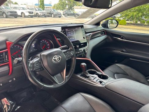 Used 2021 Toyota Camry XSE FWD image 10