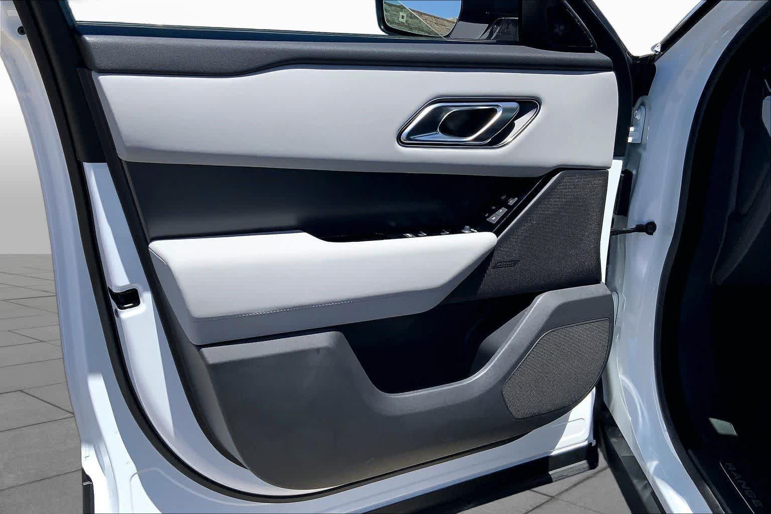 New 2026 Land Rover Range Rover Velar S AWD/4WD image 10