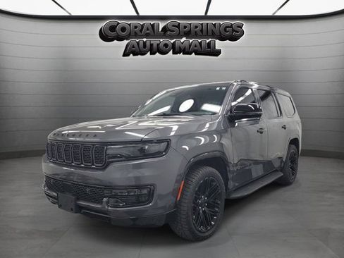 Used 2024 Jeep Wagoneer Series II AWD/4WD image 3