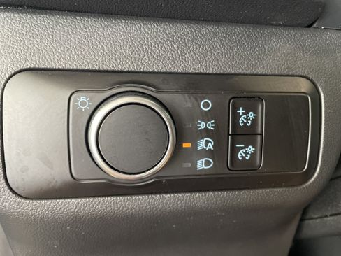 Used 2025 Ford Escape Active AWD/4WD image 18