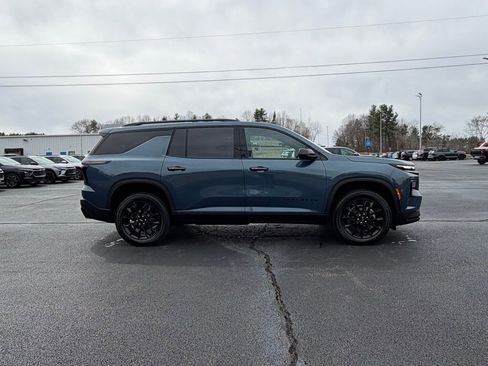 New 2026 Chevrolet Traverse LT w/ Midnight/Sport Edition image 8