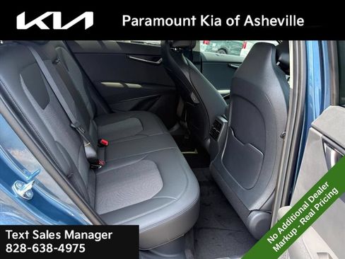 New 2026 Kia Niro EX FWD image 23