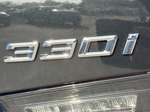 New 2026 BMW 330i Sedan w/ Convenience Package image 12