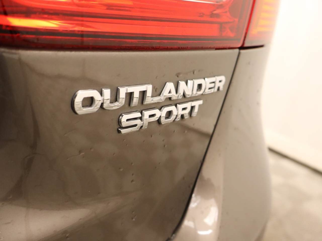 Used 2017 Mitsubishi Outlander Sport LE FWD image 7