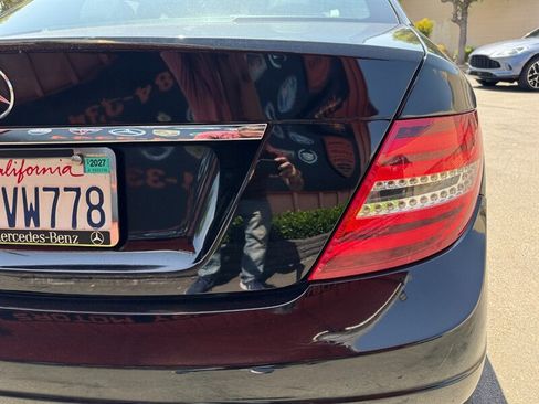 Used 2012 Mercedes-Benz C 250 Sedan image 15