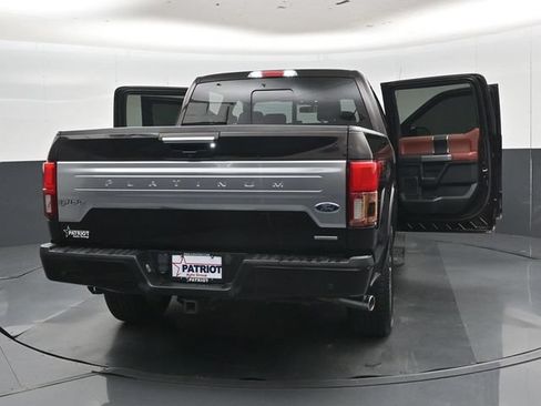 Used 2018 Ford F150 Platinum w/ Equipment Group 701A Luxury AWD/4WD image 55