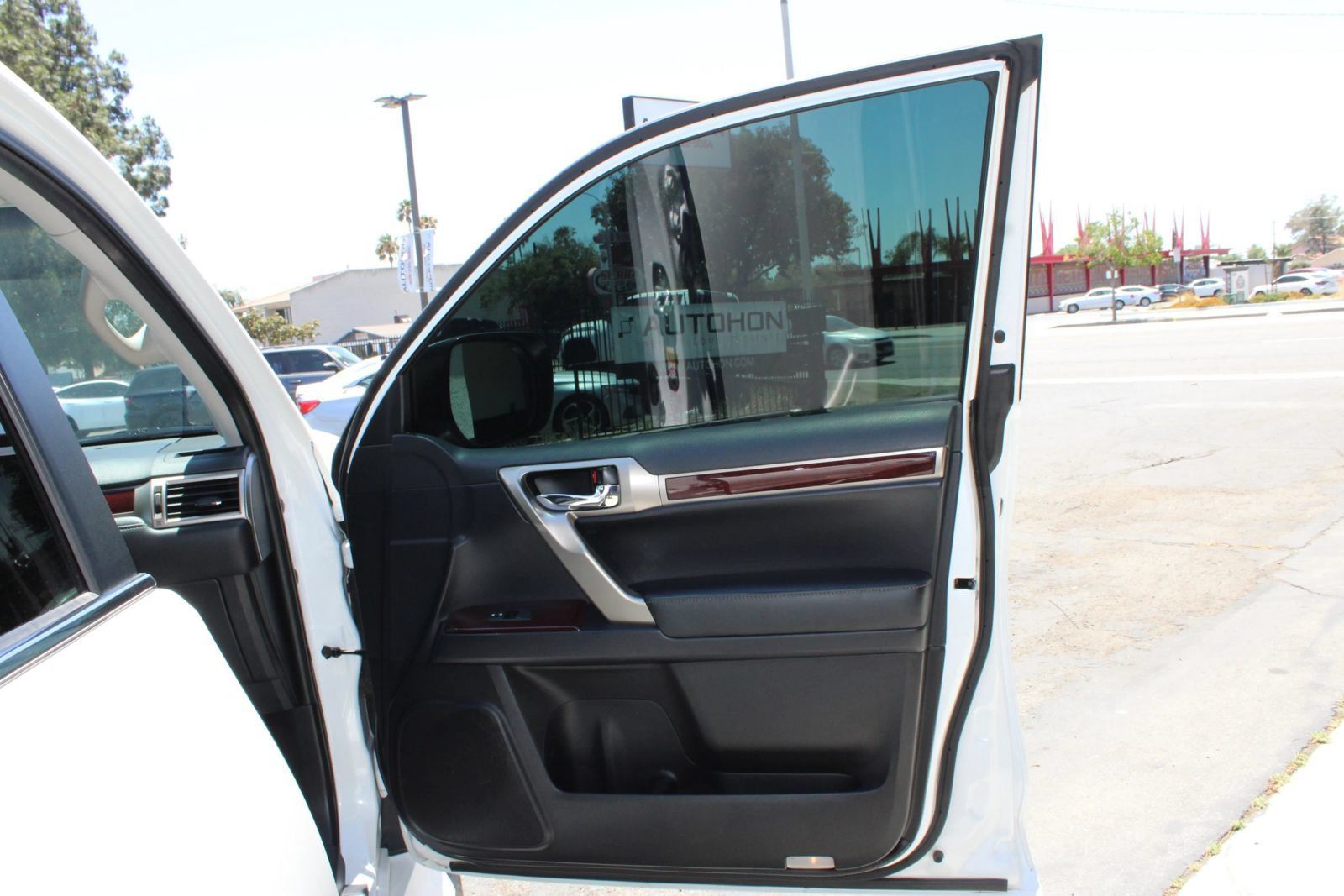 Used 2018 Lexus GX 460 Luxury AWD/4WD image 6