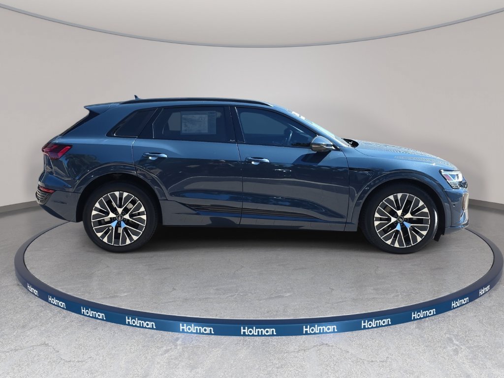 Certified 2024 Audi Q8 e-tron Premium Plus AWD/4WD image 5
