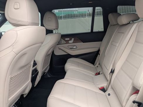 Used 2025 Mercedes-Benz GLS 450 GLS 450 image 13