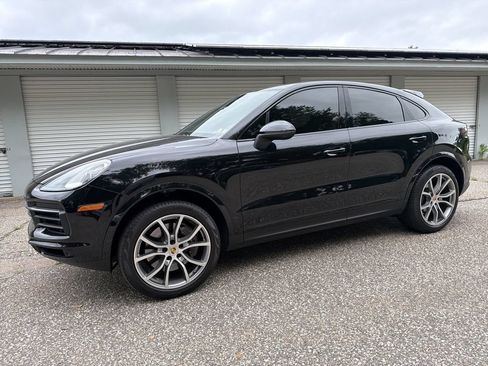 Used 2023 Porsche Cayenne Coupe AWD/4WD image 8