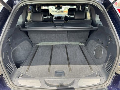 Used 2014 Jeep Grand Cherokee Overland w/ Advanced Technology Group image 17