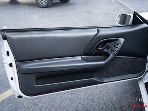 Used 1997 Chevrolet Camaro Z28 image 16