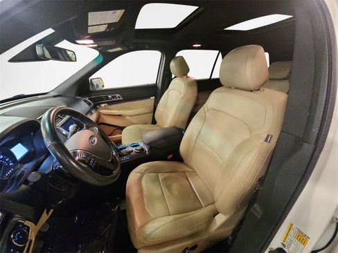 Used 2017 Ford Explorer Limited w/ Equipment Group 301A image 12