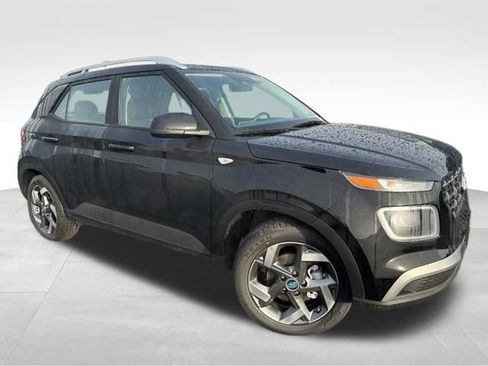 New 2026 Hyundai Venue SEL image 1