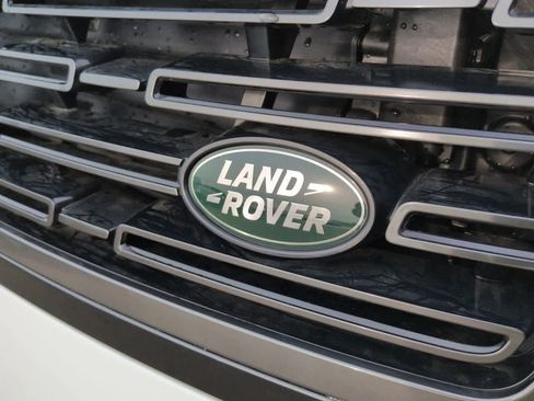 New 2026 Land Rover Range Rover SE image 11