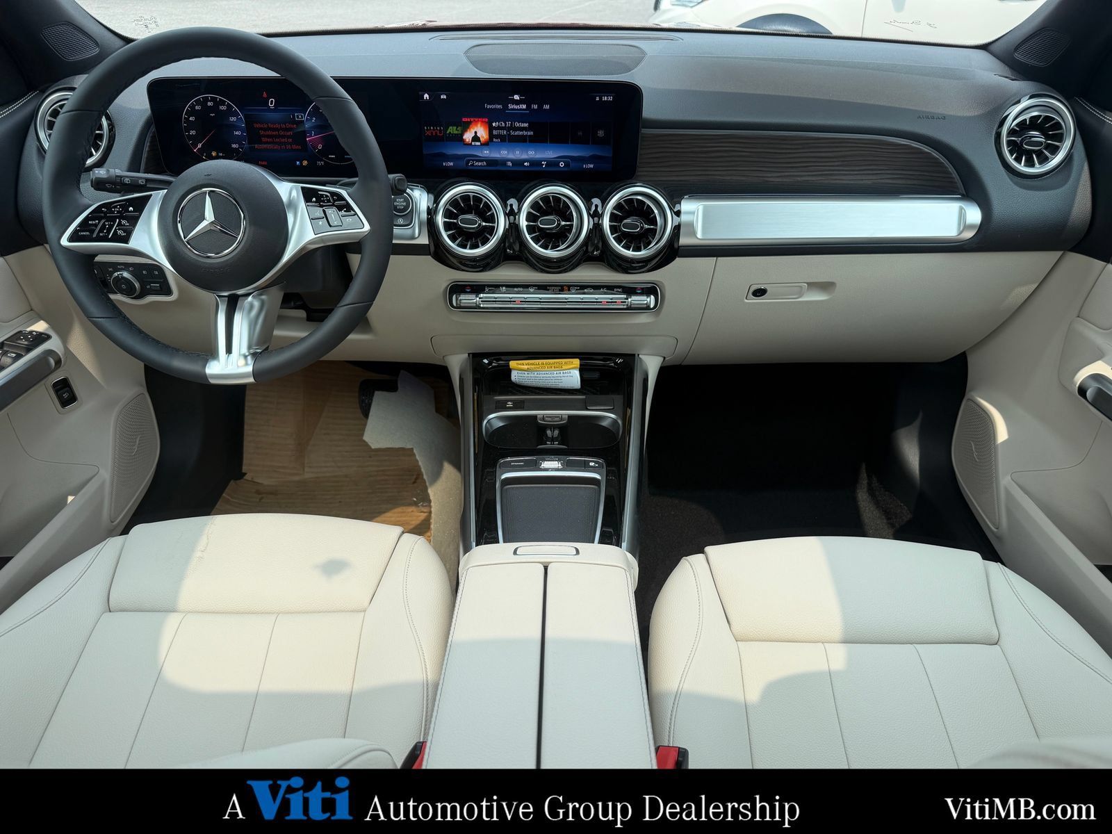 New 2026 Mercedes-Benz GLB 250 4MATIC image 2