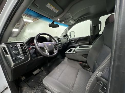 Used 2018 Chevrolet Silverado 2500 LT image 10