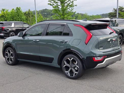 New 2026 Kia Niro SX Touring FWD image 5