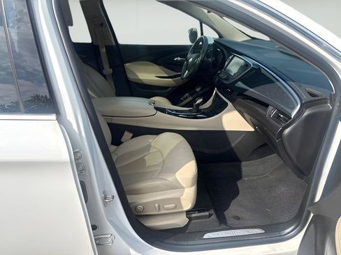Used 2017 Buick Envision Essence FWD image 9
