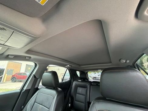 Used 2022 Chevrolet Equinox Premier FWD image 21