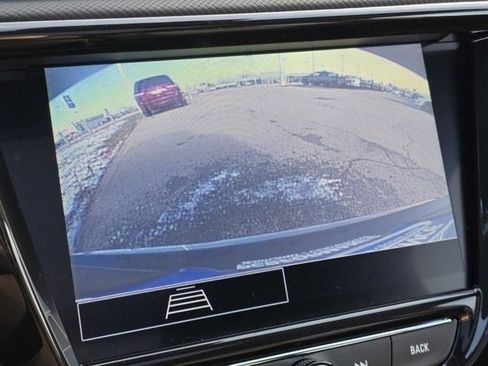 Used 2021 Chevrolet TrailBlazer ACTIV w/ Sun and Liftgate Package image 8