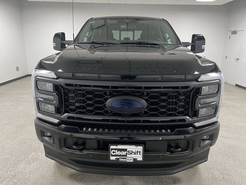 Used 2023 Ford F350 Lariat w/ Lariat Ultimate Package image 3