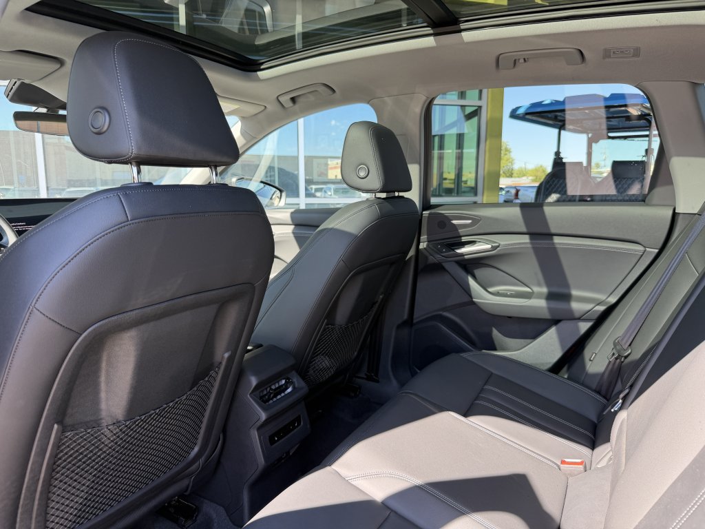 Used 2025 Audi Q6 e-tron Premium Plus w/ Premium Plus RWD image 35