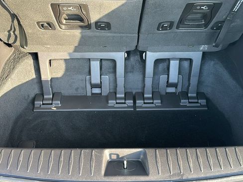 Used 2026 Kia Carnival EX FWD image 38