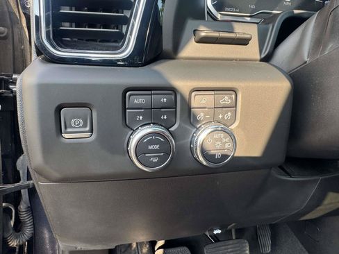 Used 2023 GMC Sierra 1500 Denali w/ Denali Reserve Package AWD/4WD image 27