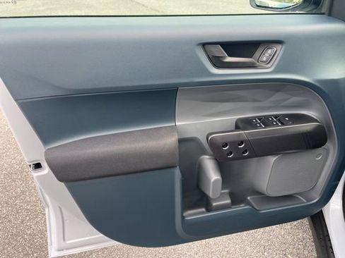 New 2026 Ford Maverick XL image 13