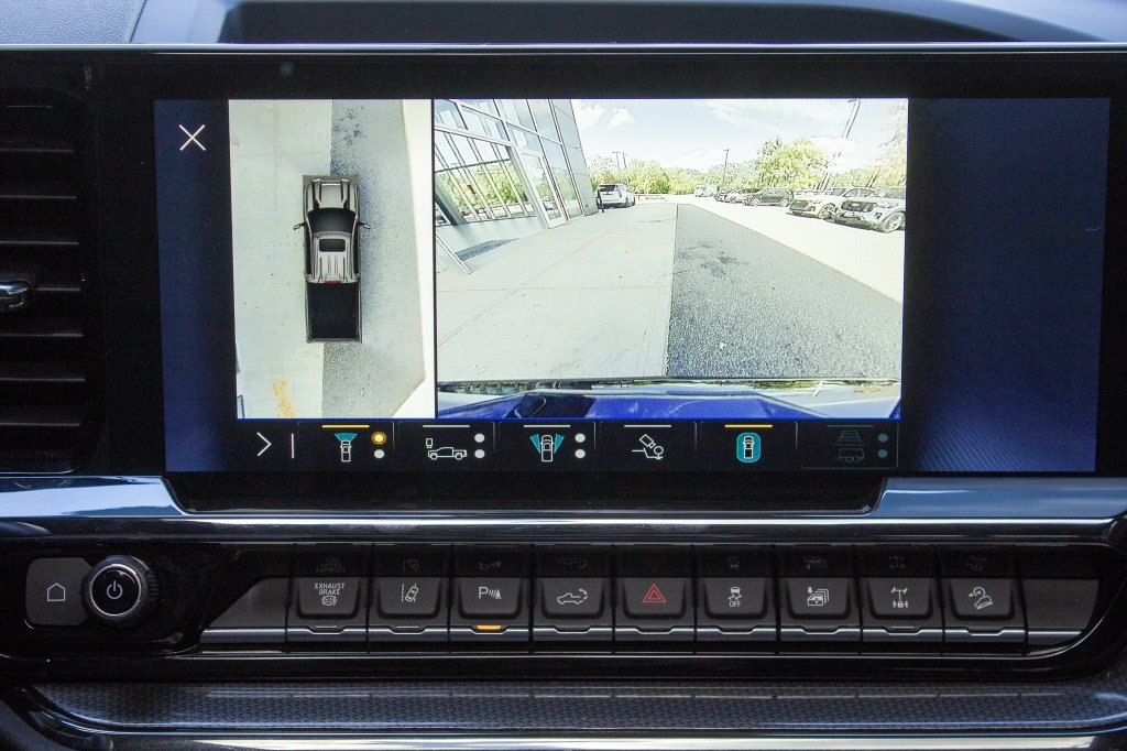Used 2024 Chevrolet Silverado 2500 ZR2 AWD/4WD image 18